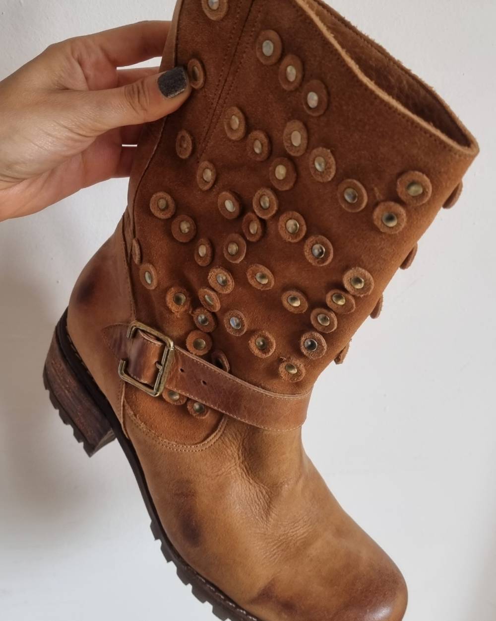 Renová Tu Vestidor - Botas Febo