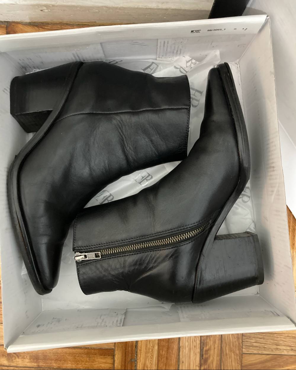 Renová Tu Vestidor - Botas Febo
