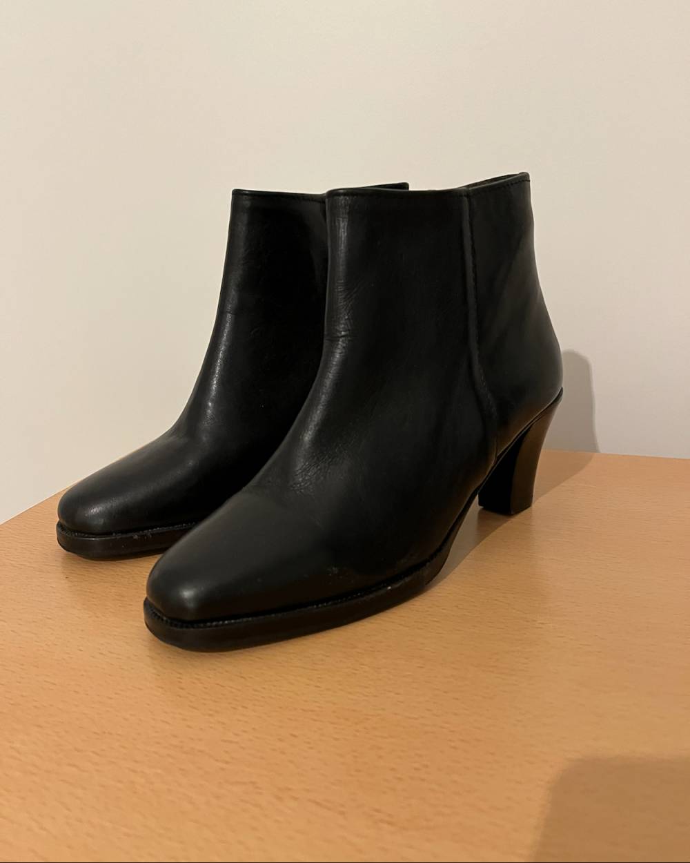 Renová Tu Vestidor - Botas Febo
