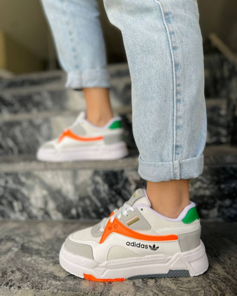 zapatillas adidas con vestido