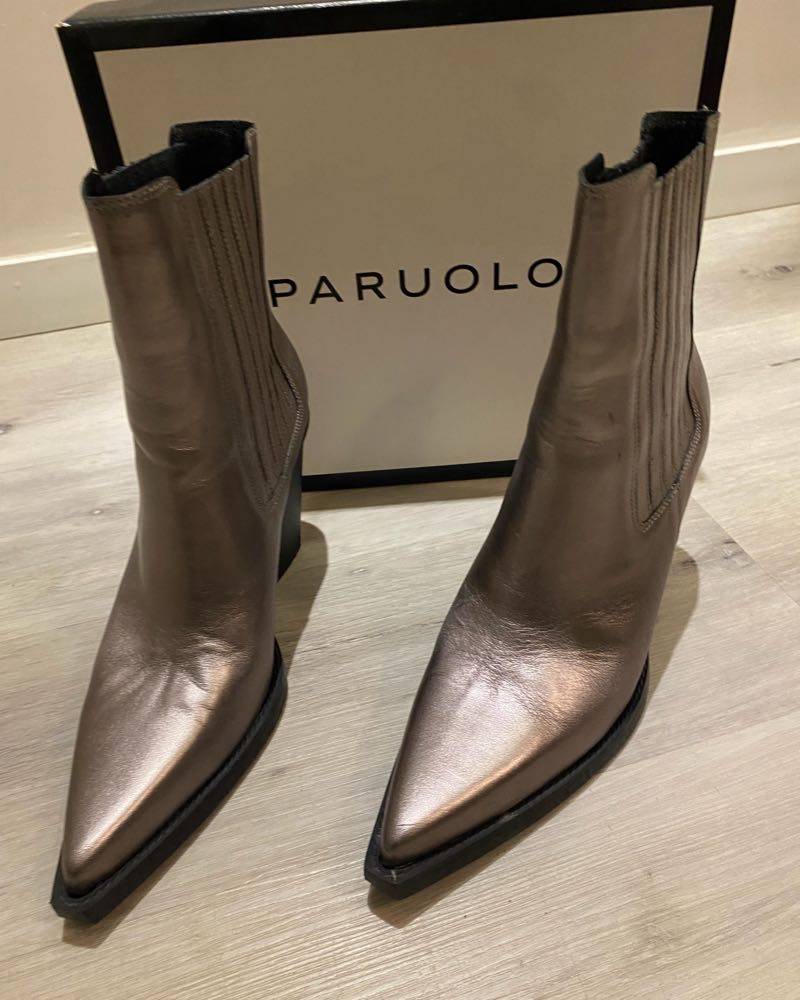 Renová Tu Vestidor - Botas Paruolo