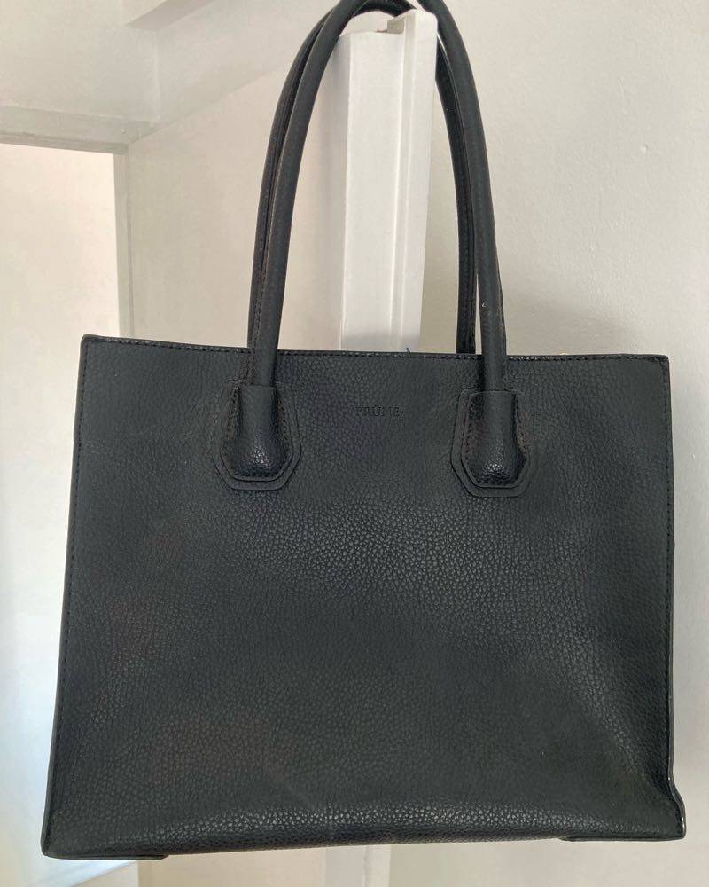 Cartera Prune