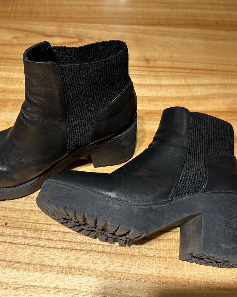 Renová Tu Vestidor - Botas Febo