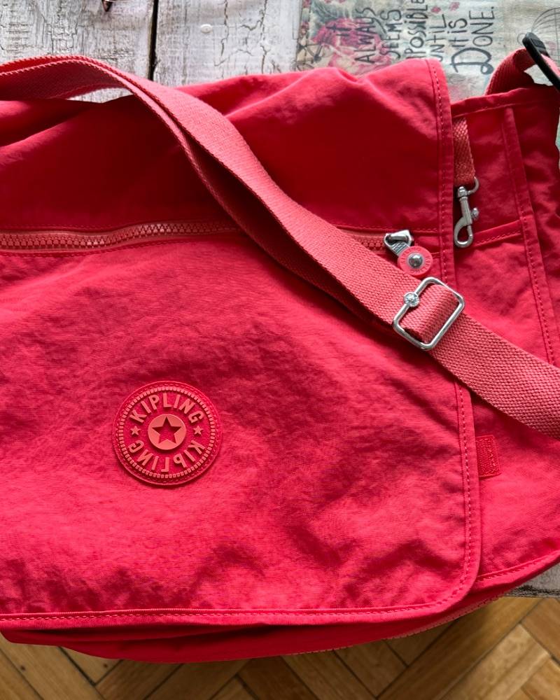 Renová Tu Vestidor - Cartera Renová Tu Vestidor - Cartera