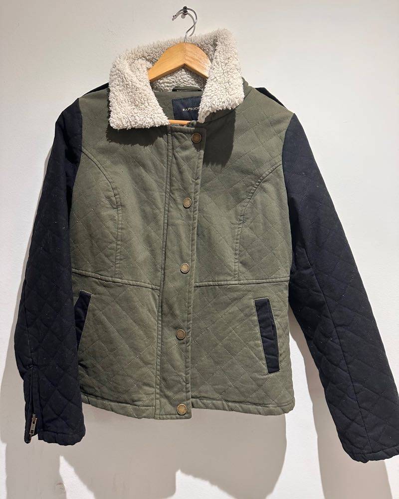 Renová Tu Vestidor - Campera Rapsodia