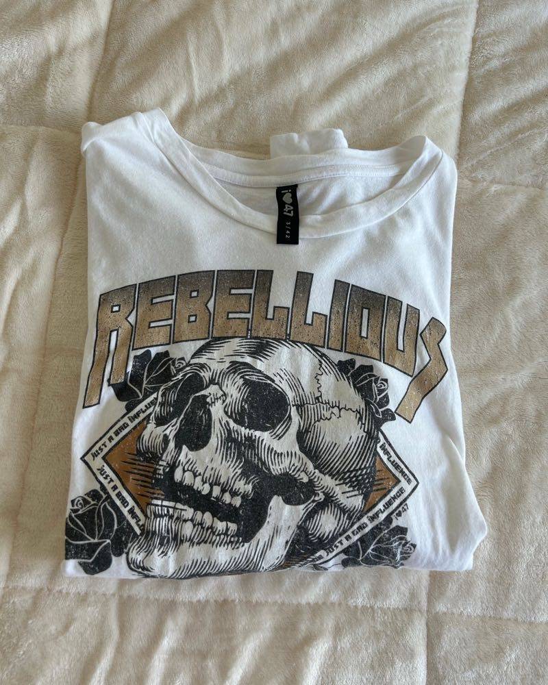 Renová Tu Vestidor - Remera 47 Street